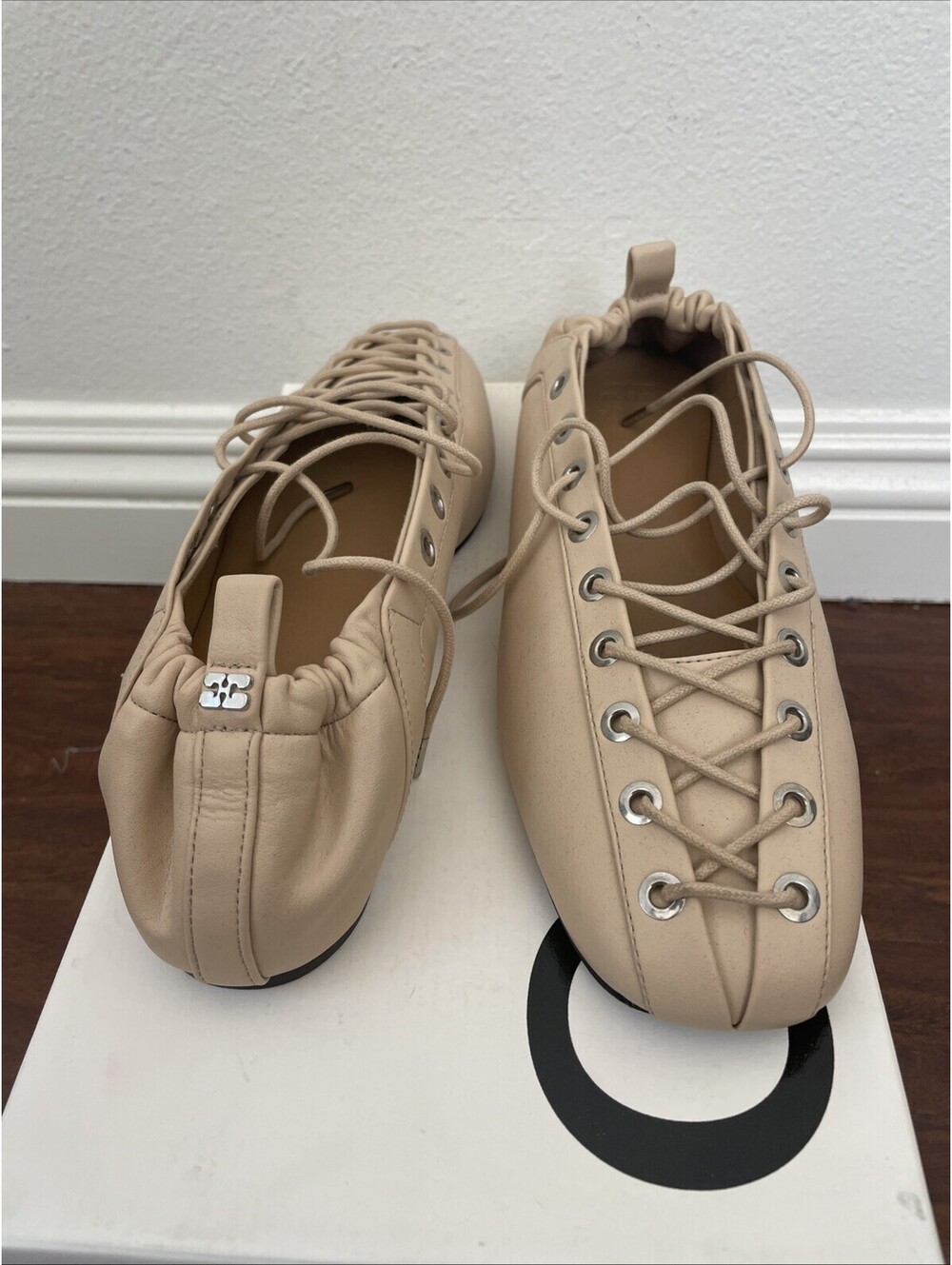 GANNI Lace Up Ballerina Eyelet Flat Ballet Shoes BEIGE SIZE 40 NIB $495MSRP - Picture 2 of 7